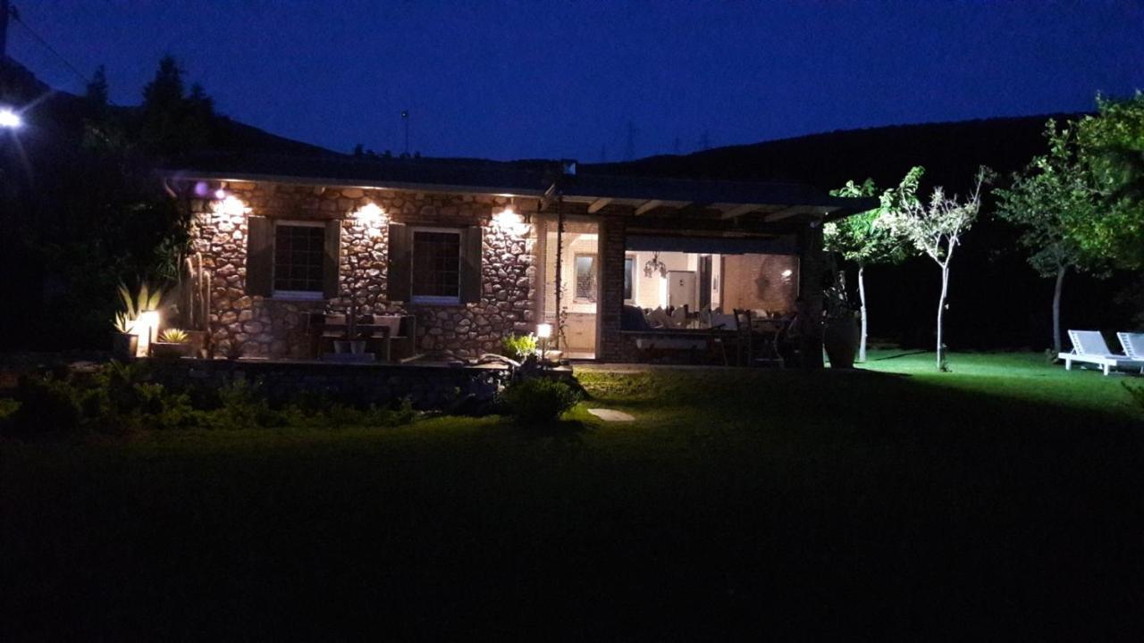 Klovino Beach House Douvia Exterior foto